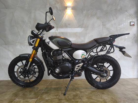 TRIUMPH SCRAMBLER 400 X 